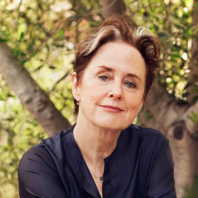 headshot of alice waters.